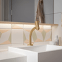 TORNEIRA LAVATORIO MESA BICA BAIXA GOLD MATTE - BASIC CELITE
